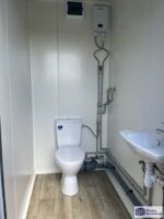 NZ5573 KONTENER SANITARNY PODWÓJNY 2 KABINY – WC i PRYSZNIC 239x173x248 - obrazek 7